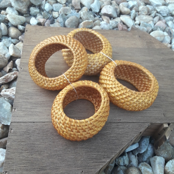 Wicker Napkin Rings Woven Basket Weave Holders - Picture 2 of 6